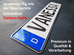 Namensschild in Carbon-Optik – mit optionalem Geburtsdatum – Foto 3